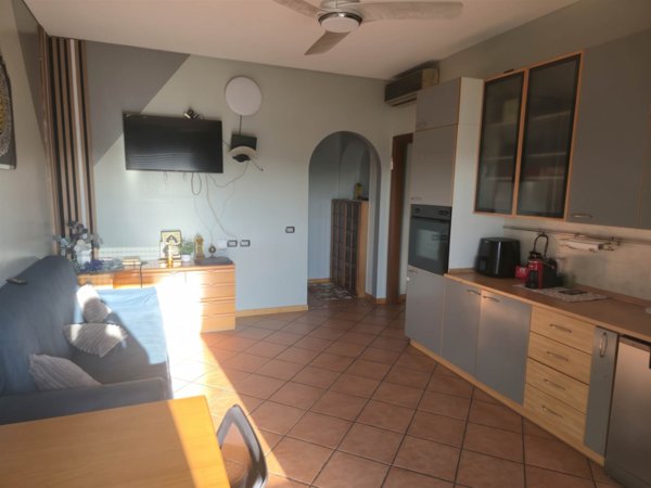 appartamento in vendita a Cinisello Balsamo in zona Robecco