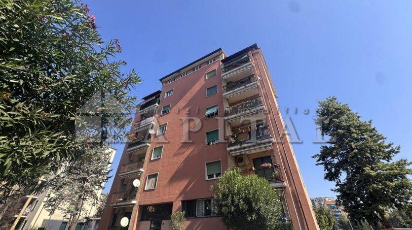 appartamento in vendita a Cinisello Balsamo in zona Crocetta