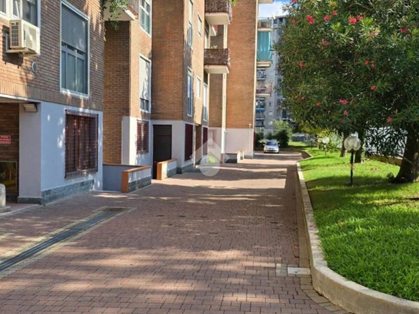 appartamento in vendita a Cinisello Balsamo in zona Robecco