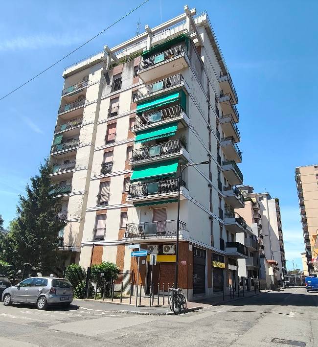 appartamento in vendita a Cinisello Balsamo in zona Robecco