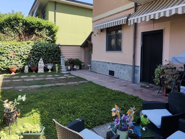 casa indipendente in vendita a Cisliano
