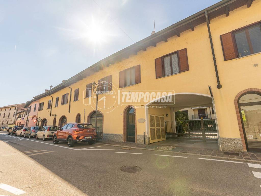 monolocale in vendita a Cisliano in zona Bestazzo