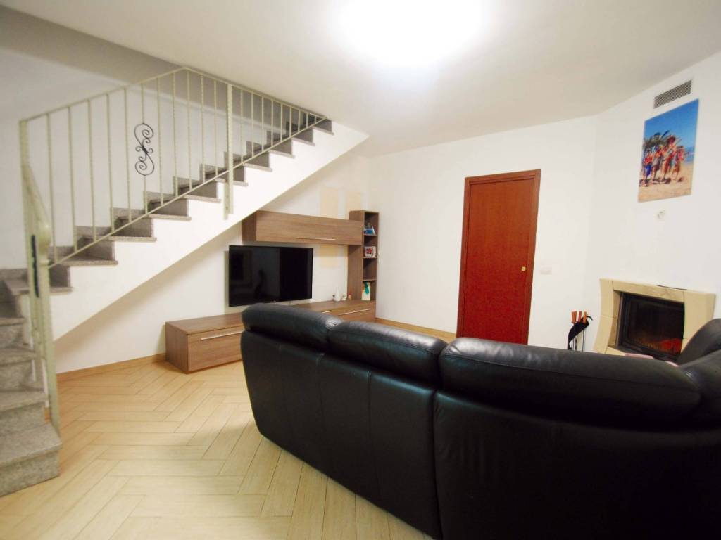 casa indipendente in vendita a Cisliano