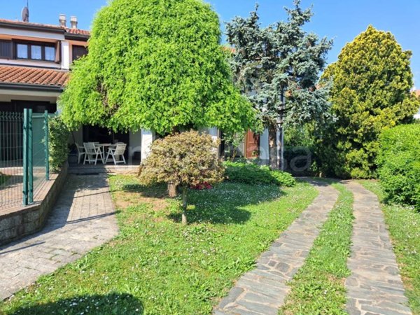 casa indipendente in vendita a Cisliano