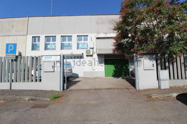 ufficio in vendita a Cisliano