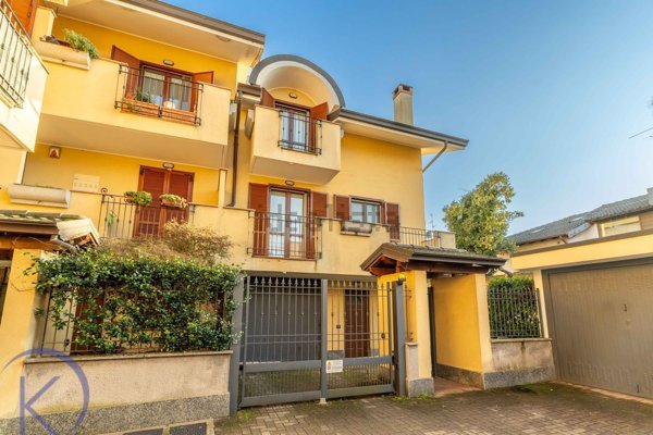 casa indipendente in vendita a Cisliano