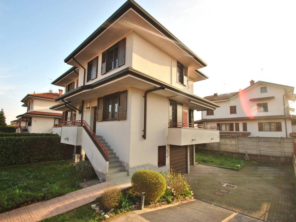 casa indipendente in vendita a Cisliano