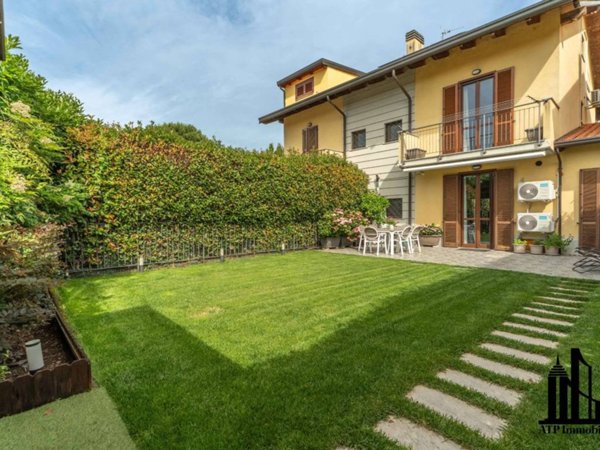 casa indipendente in vendita a Cisliano in zona Cascina Scanna