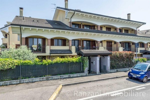 casa indipendente in vendita a Cisliano in zona Cascina Scanna