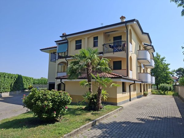 appartamento in vendita a Cisliano in zona Cascina Scanna