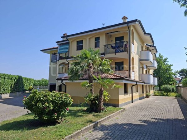 appartamento in vendita a Cisliano in zona Cascina Scanna