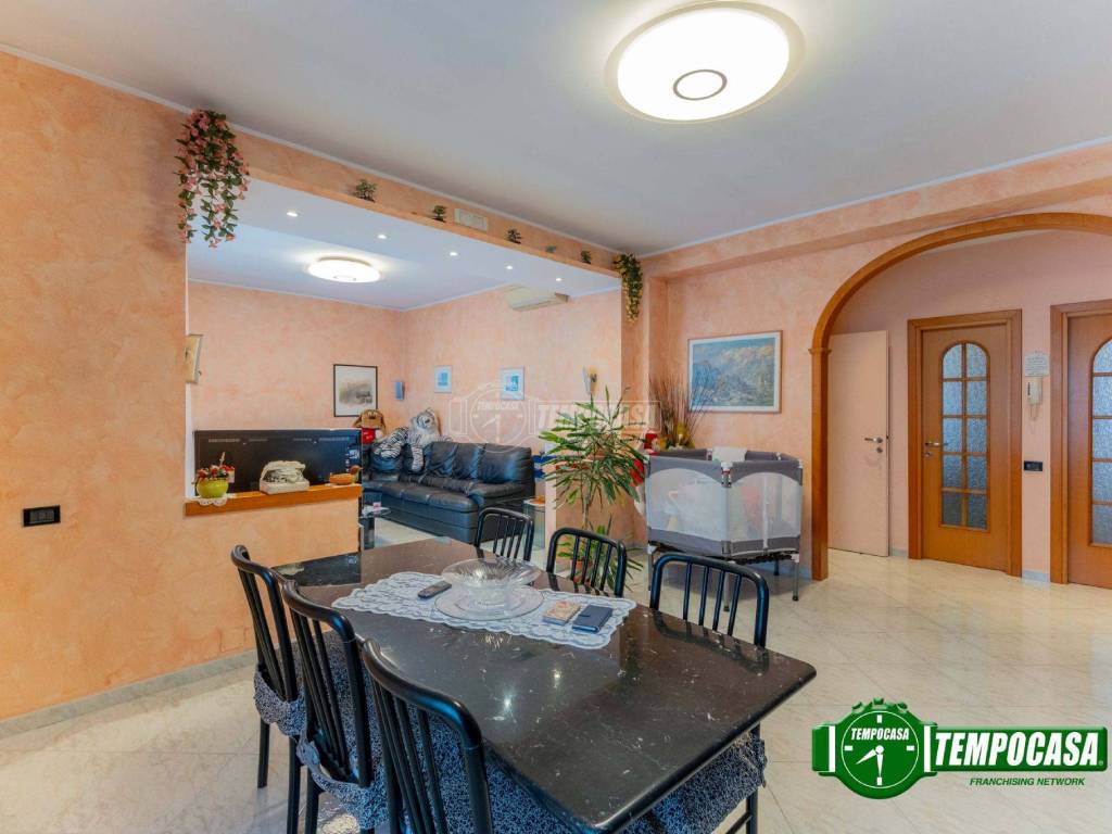 appartamento in vendita a Cologno Monzese