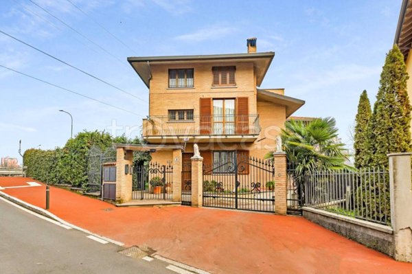 casa indipendente in vendita a Cologno Monzese