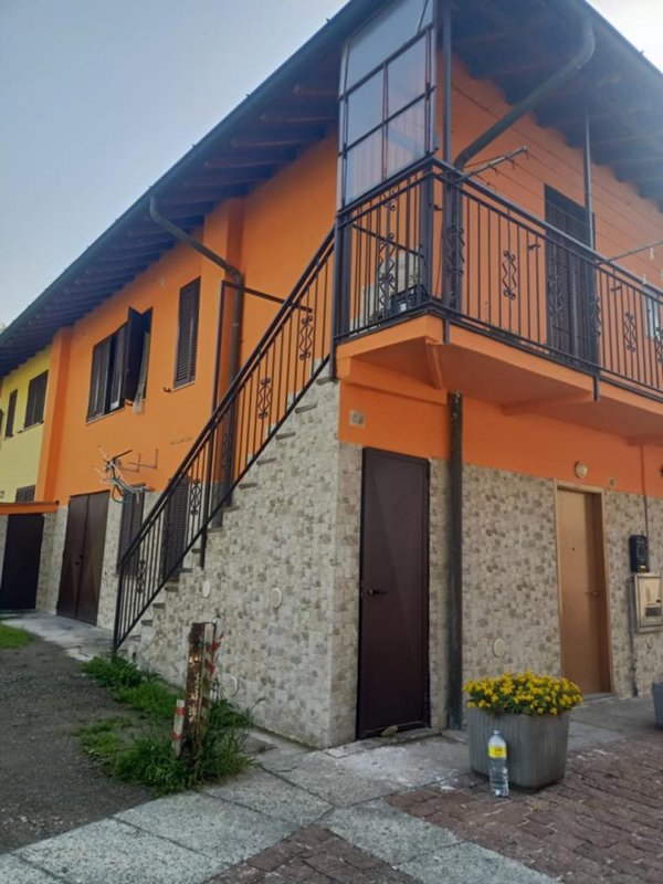 casa indipendente in vendita a Cologno Monzese in zona San Maurizio al Lambro