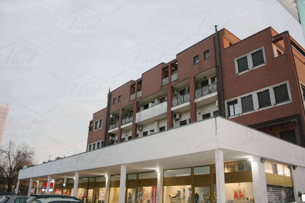 quadrivano in vendita a Cologno Monzese