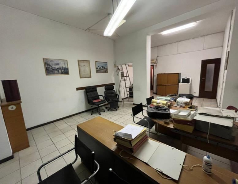 ufficio in vendita a Cologno Monzese
