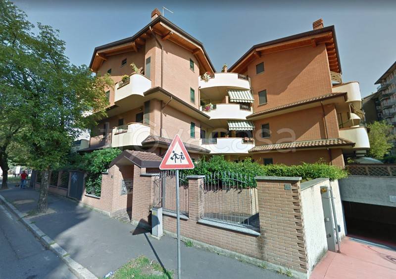 appartamento in vendita a Cologno Monzese