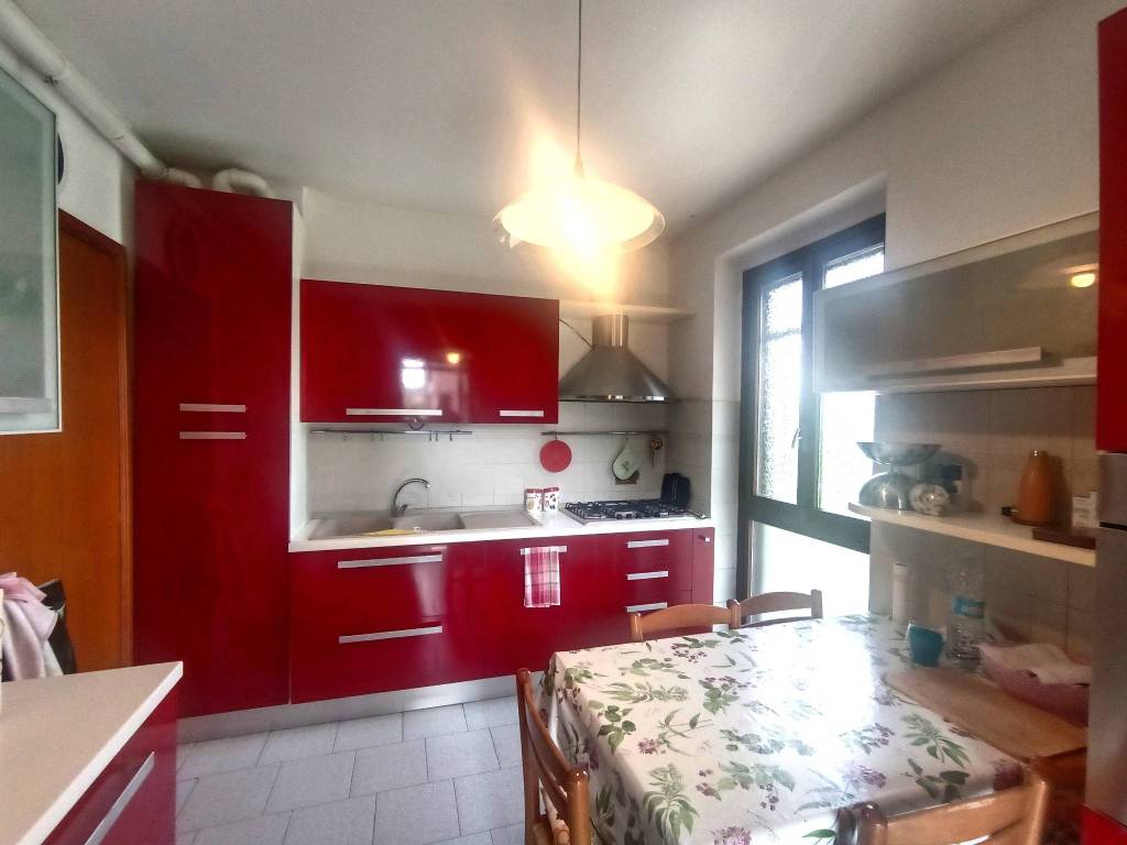 appartamento in vendita a Cologno Monzese in zona San Maurizio al Lambro