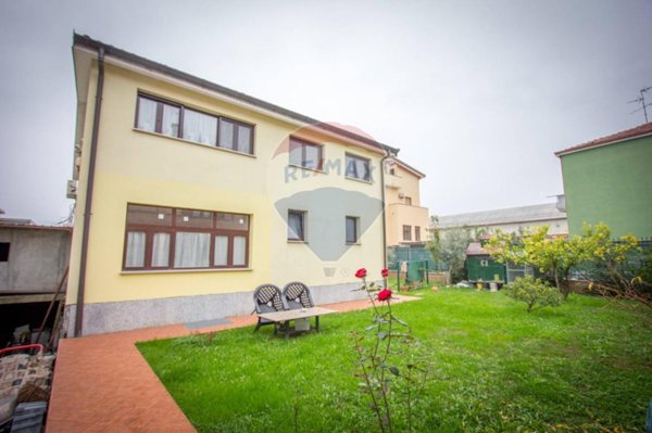 casa indipendente in vendita a Cologno Monzese