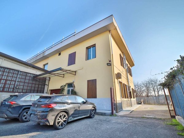 capannone in vendita a Cologno Monzese