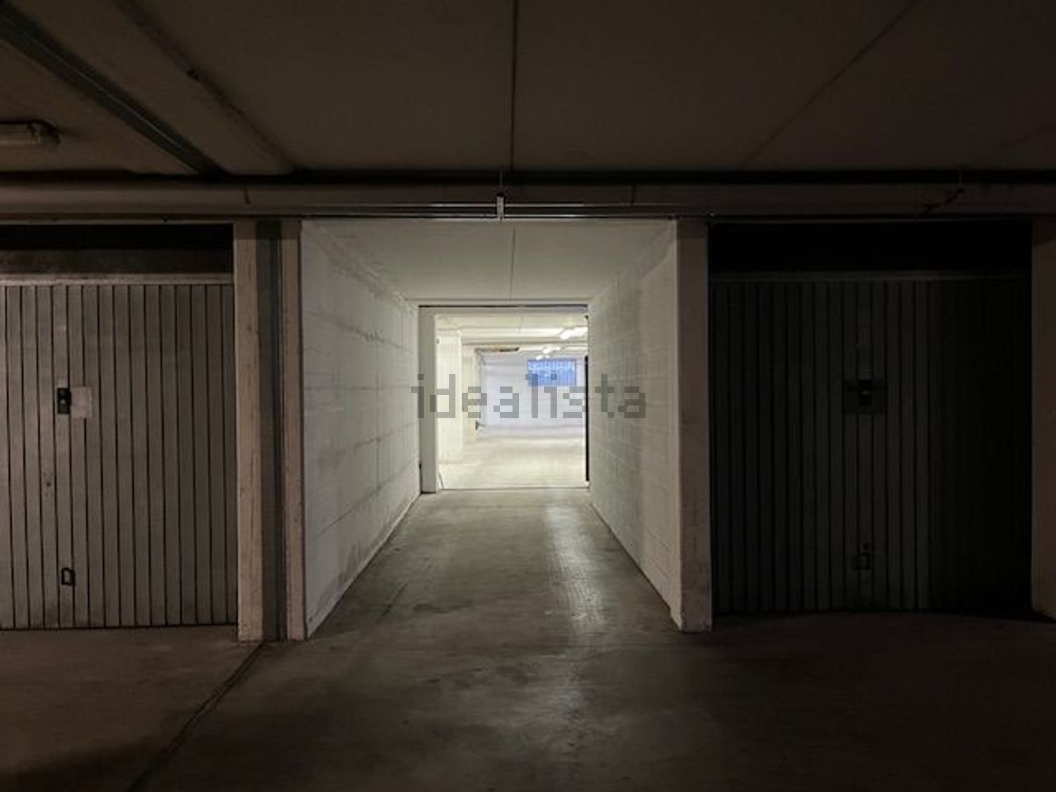 locale di sgombero in vendita a Cologno Monzese