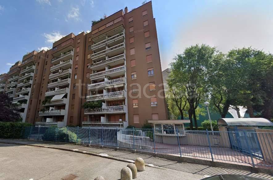 appartamento in vendita a Cologno Monzese