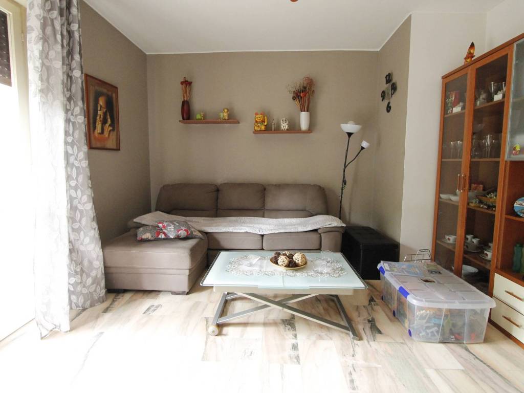 appartamento in vendita a Cologno Monzese in zona San Maurizio al Lambro