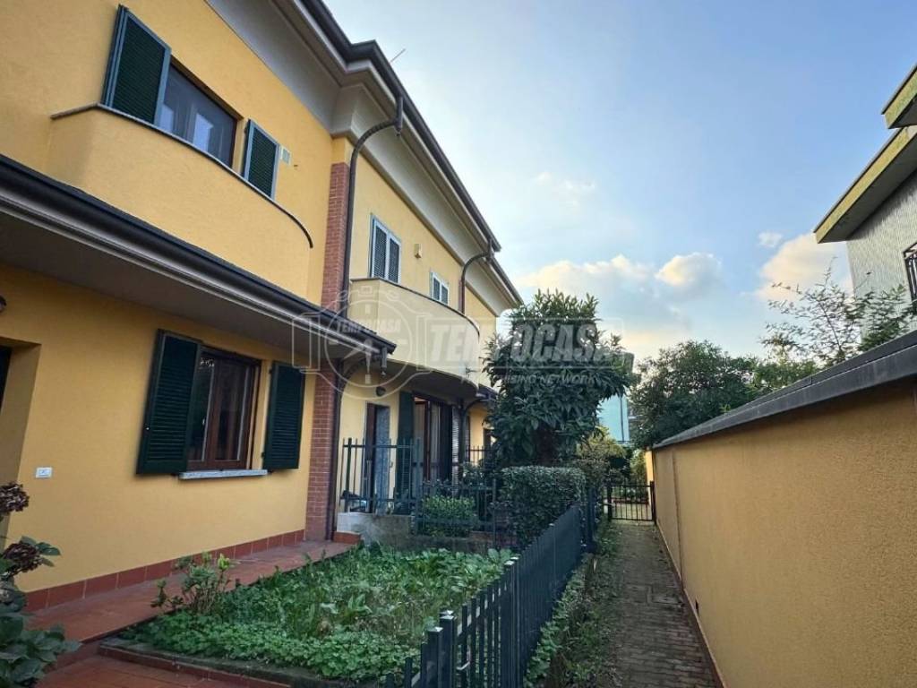 casa indipendente in vendita a Cologno Monzese
