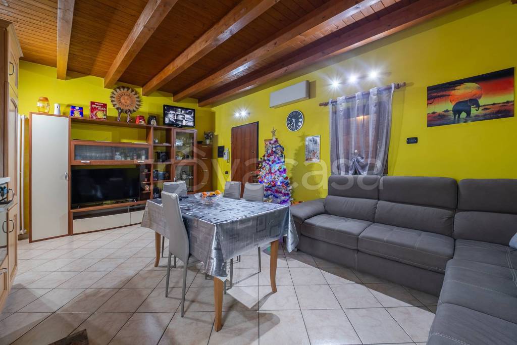 appartamento in vendita a Cologno Monzese in zona San Maurizio al Lambro