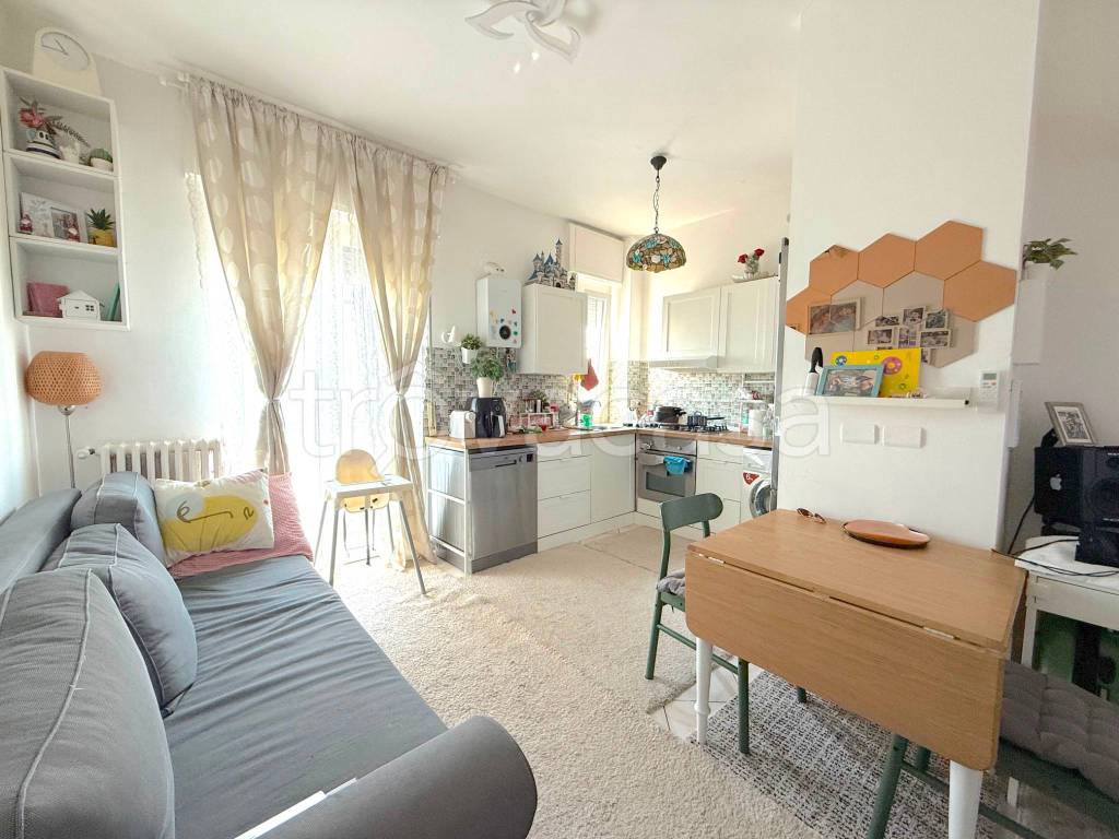 appartamento in vendita a Cologno Monzese in zona San Maurizio al Lambro