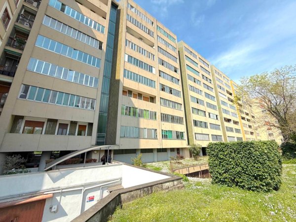 appartamento in vendita a Cologno Monzese