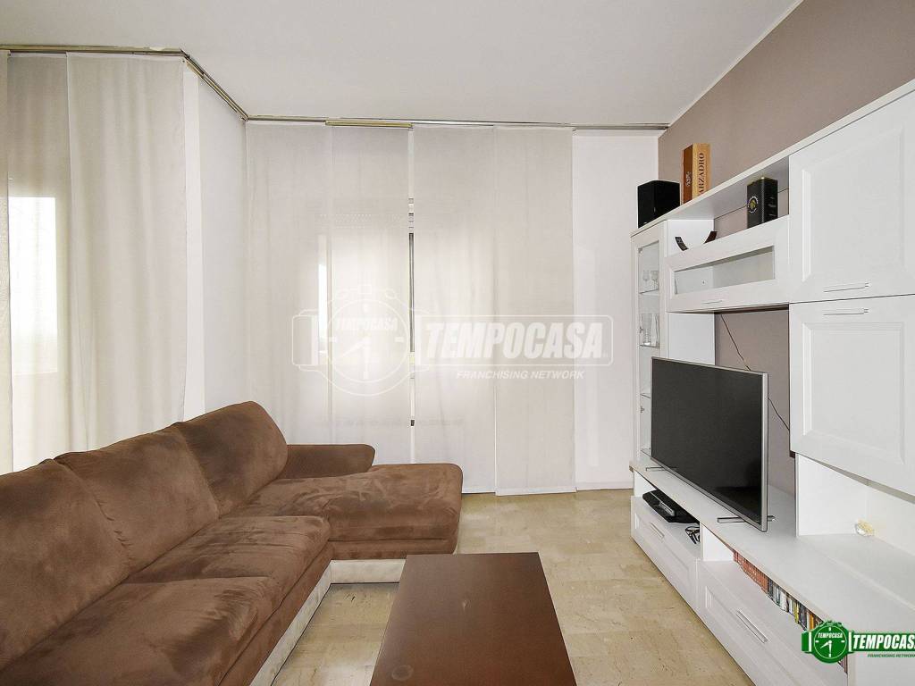 appartamento in vendita a Cologno Monzese in zona San Maurizio al Lambro