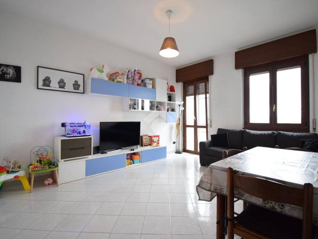appartamento in vendita a Cologno Monzese