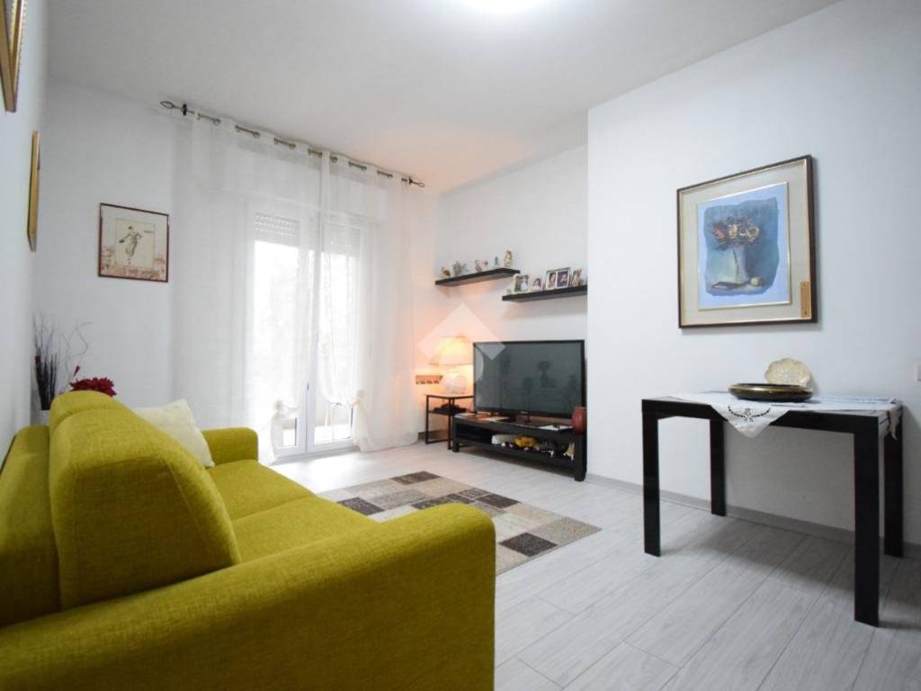 appartamento in vendita a Cologno Monzese in zona San Maurizio al Lambro
