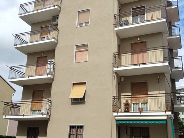 appartamento in vendita a Cologno Monzese in zona San Maurizio al Lambro