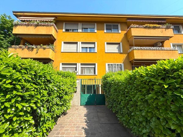 ufficio in vendita a Cologno Monzese