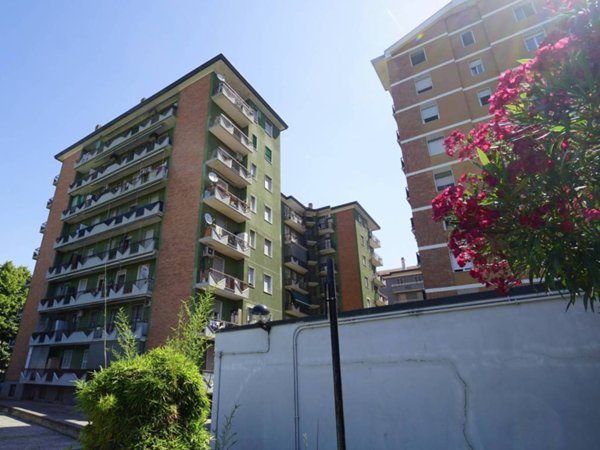 appartamento in vendita a Cologno Monzese in zona San Maurizio al Lambro