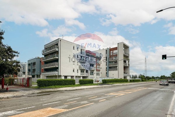 appartamento in vendita a Cologno Monzese
