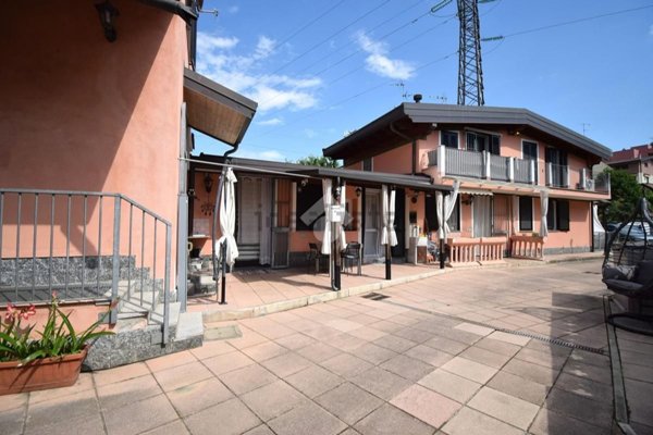 casa indipendente in vendita a Cologno Monzese in zona San Maurizio al Lambro