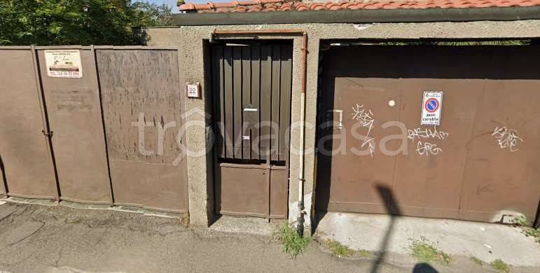 negozio in vendita a Cologno Monzese in zona San Maurizio al Lambro