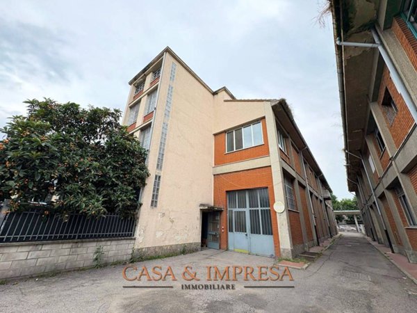 intera palazzina in vendita a Cologno Monzese in zona San Maurizio al Lambro