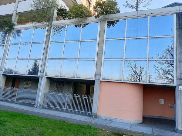 ufficio in vendita a Cologno Monzese
