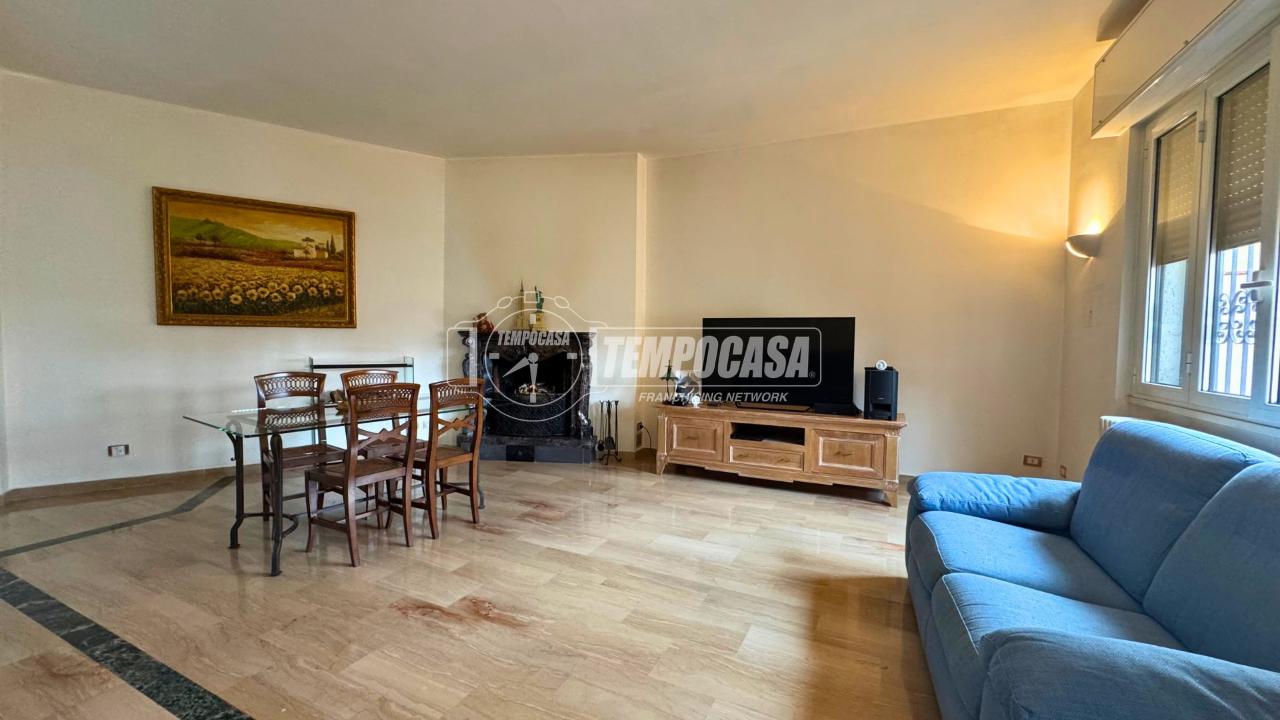 casa indipendente in vendita a Cologno Monzese