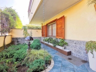 casa indipendente in vendita a Cologno Monzese