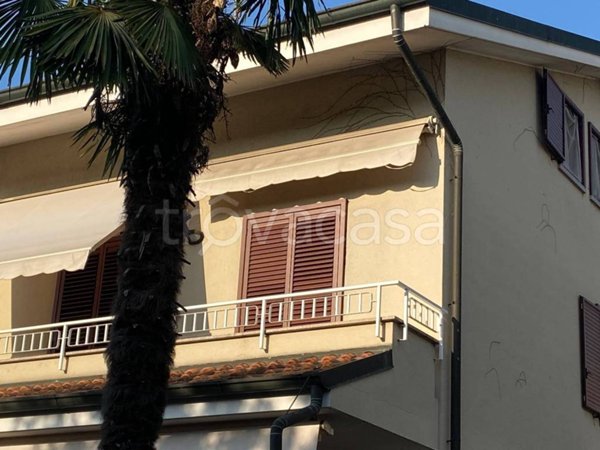 casa indipendente in vendita a Cologno Monzese in zona San Maurizio al Lambro