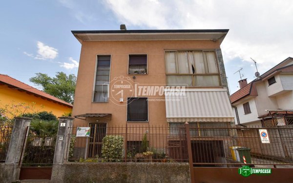 casa indipendente in vendita a Cologno Monzese