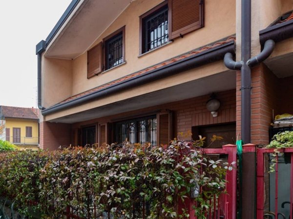 casa indipendente in vendita a Cologno Monzese