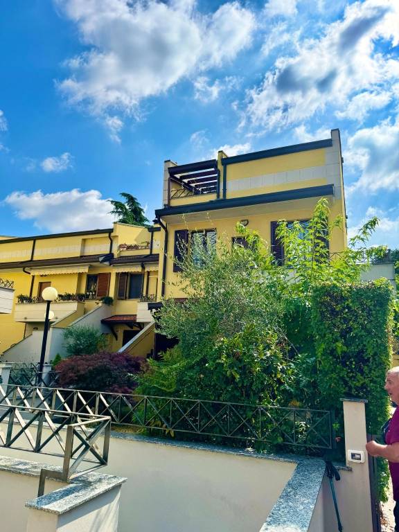 appartamento in vendita a Cologno Monzese