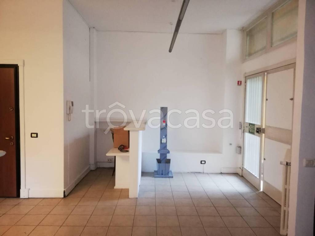 quadrivano in vendita a Cologno Monzese
