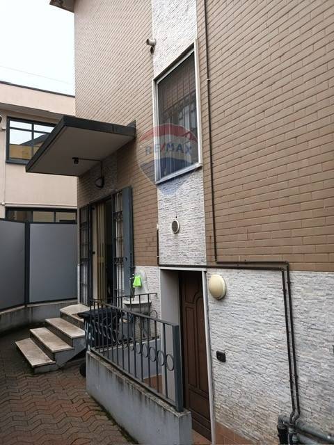 ufficio in vendita a Cologno Monzese in zona San Maurizio al Lambro